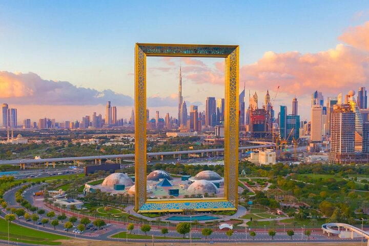 Experience stunning views of Palm Jumeirah and the Arabian Gulf from the Palm Tower's observation deck and explore the iconic Dubai Frame showcasing the city’s extraordinary evolution.